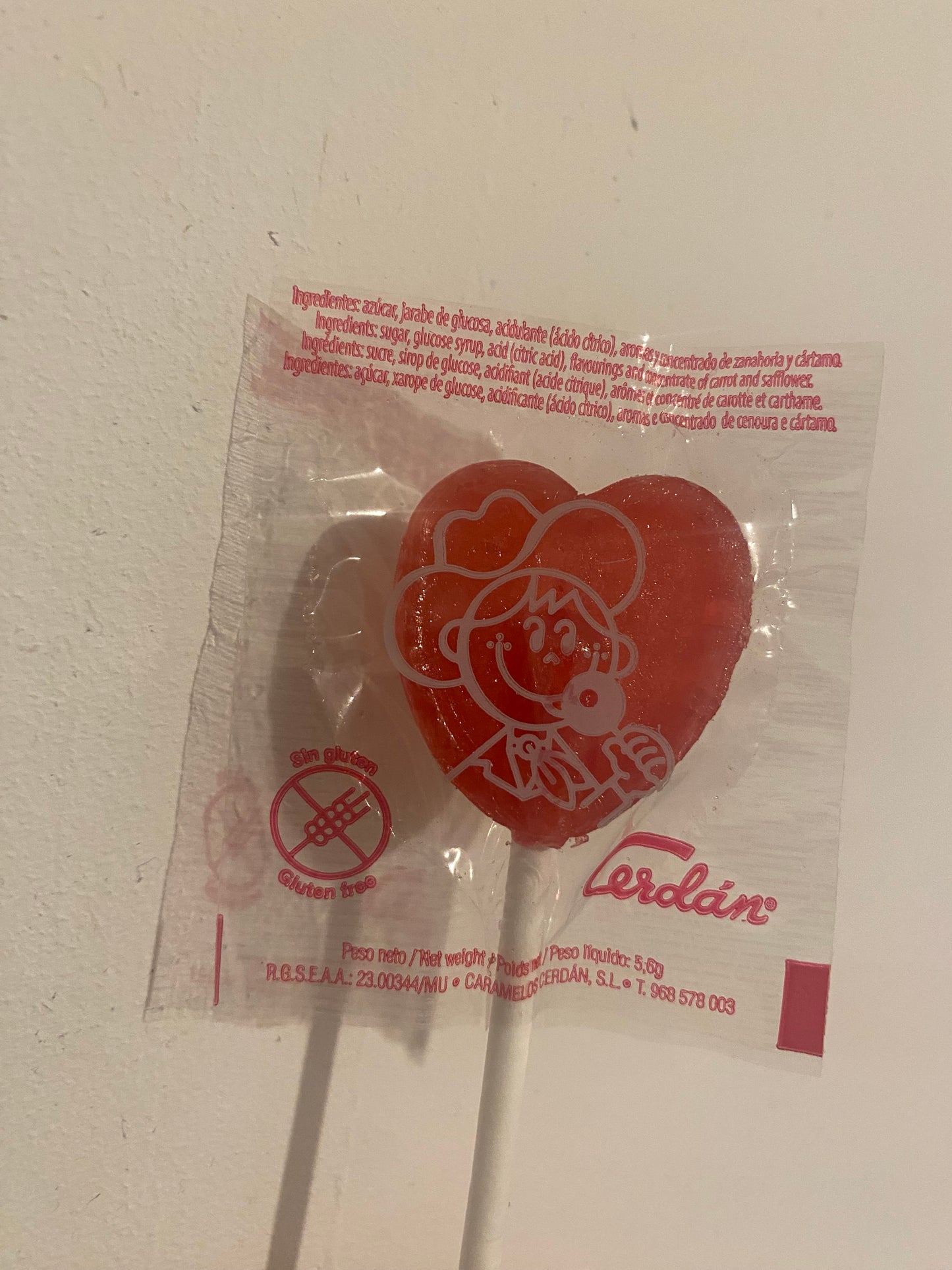 SUCETTE PETIT COEUR ROUGE